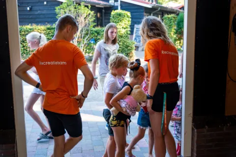 Dierenweide dieren voeren recreatie