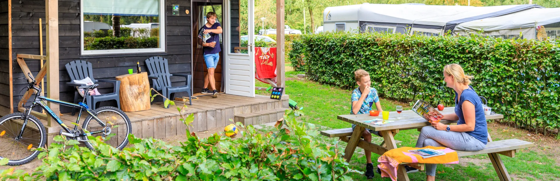 Camping de Zandhegge Veluwse Trekkershut buitenkant